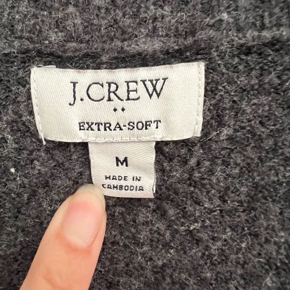 J Crew Extra Soft Cardigan Sweater‎ Charcoal Gray Women's Size M - Picture 3 of 5